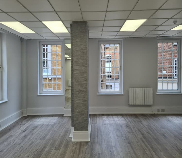 Chapel Place, London, EC2A